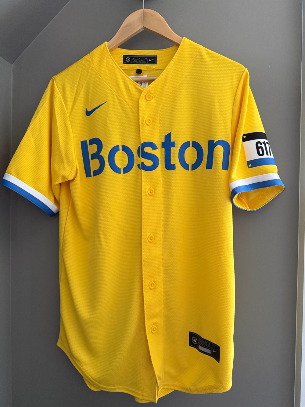 (NEW) Nike Boston Red Sox Yellow City Connect Jersey